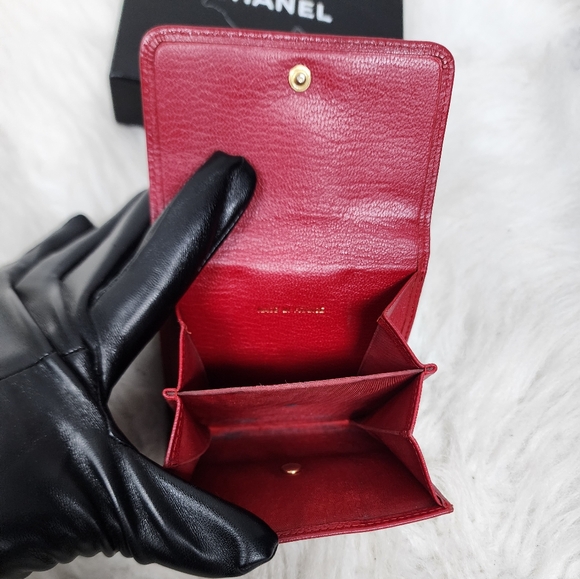 💯 % Authentic Vintage Chanel  red Leather Wallet - Picture 6 of 16